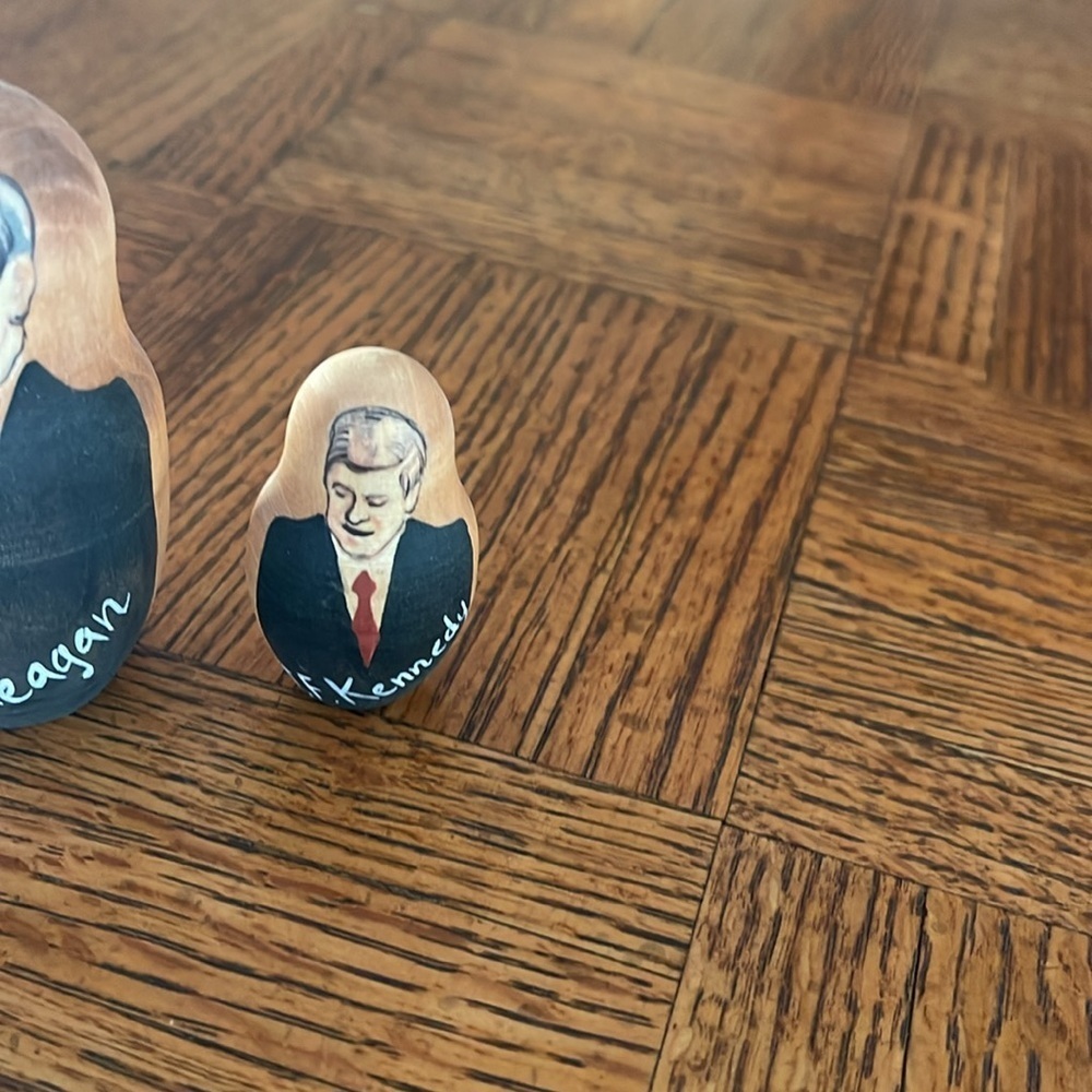 Presidential RUSSIAN nesting dolls - Picture 6 of 7